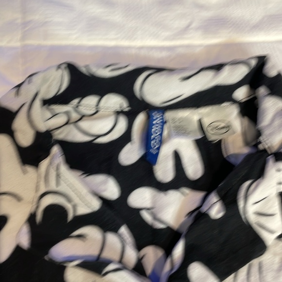 Mickey Mouse Women’s Glove/Hand Symbol Button down shirt Size Small - Picture 2 of 7